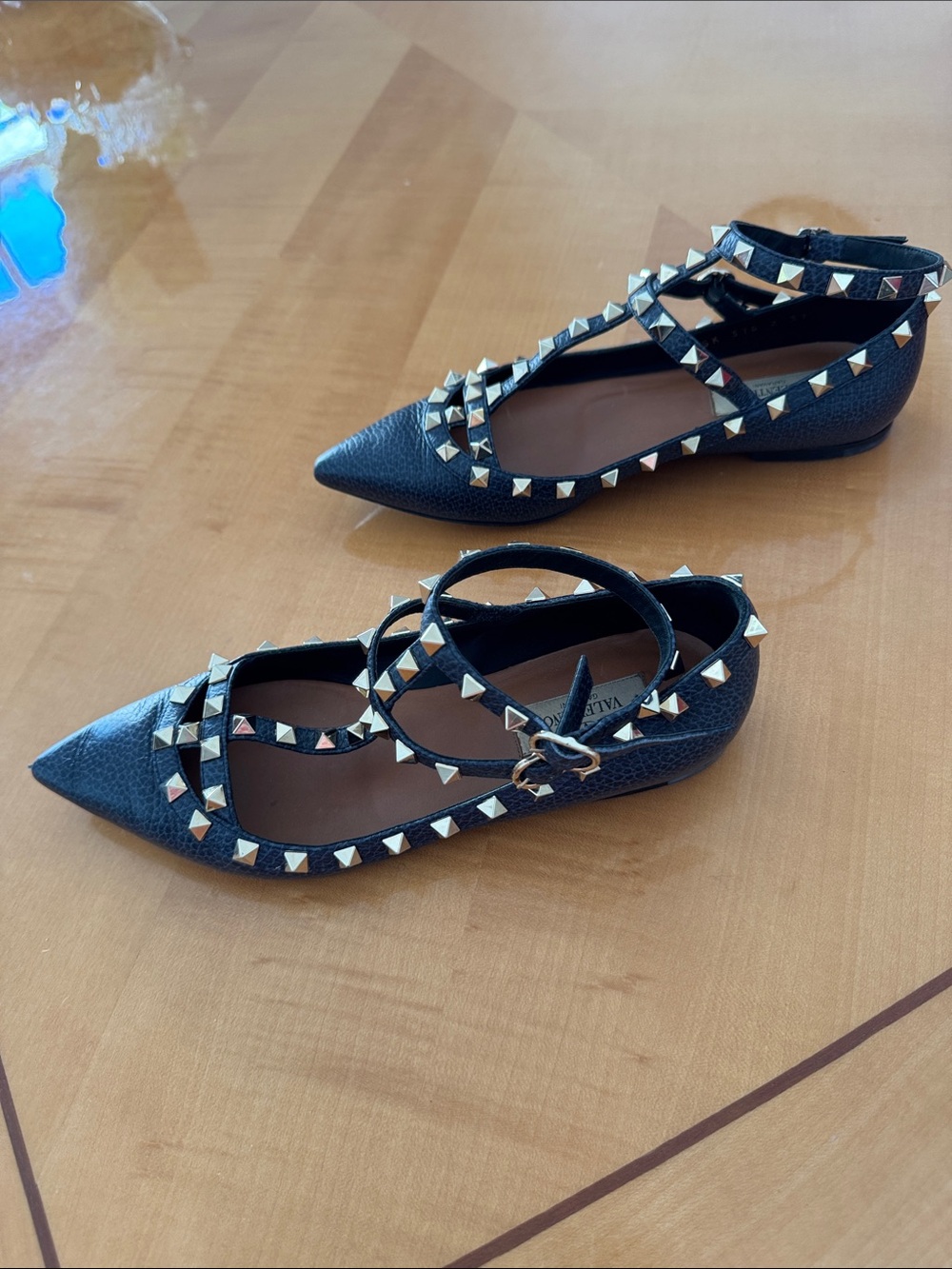 Valentino Black Rockstud Pointed Leather Flats with Gold Studs size37